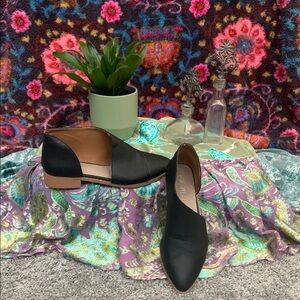 Elegant Black Women's Flats